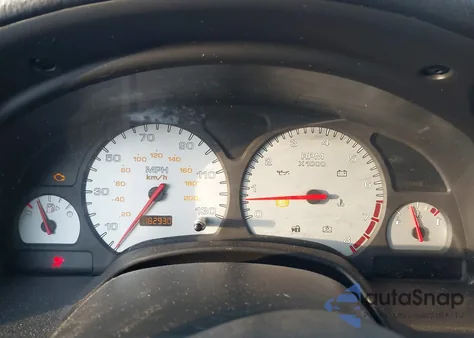 2004 Saturn L300 2 from USA, damaged, VIN 1G8JD84R74Y518379